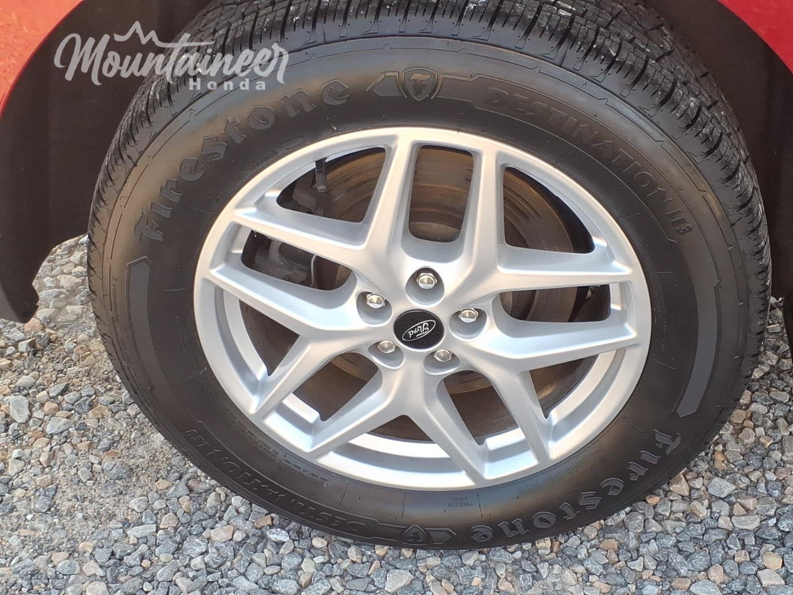 Used 2024 Ford Edge SEL w/ Convenience Package AWD/4WD image 10
