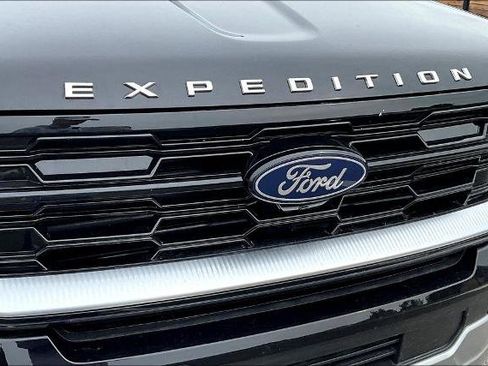 Certified 2025 Ford Expedition Max Platinum AWD/4WD image 21