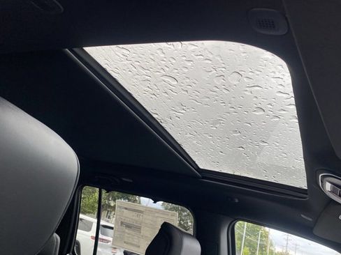 New 2025 Jeep Wagoneer L Series II w/ Convenience Group I image 28