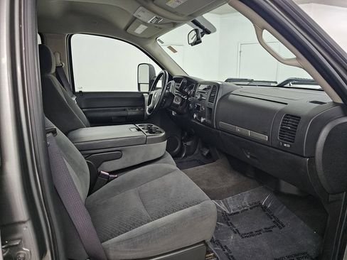 Used 2008 Chevrolet Silverado 2500 LT w/ 1LT Convenience Package AWD/4WD image 24