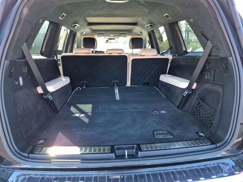 Used 2017 Mercedes-Benz GLS 450 4MATIC image 8