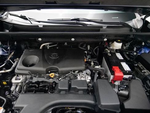 Used 2023 Toyota RAV4 XLE Premium AWD/4WD image 15