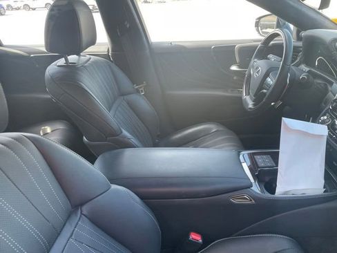 Used 2024 Lexus LS 500 w/ Interior Upgrade Package RWD image 8