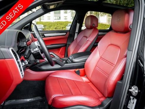 Used 2023 Porsche Cayenne Platinum Edition AWD/4WD image 41