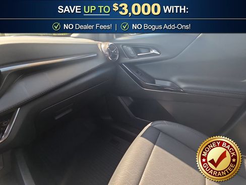 Used 2025 Chevrolet Equinox LT w/ Convenience Package II FWD image 27