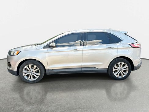 Used 2019 Ford Edge Titanium FWD image 4