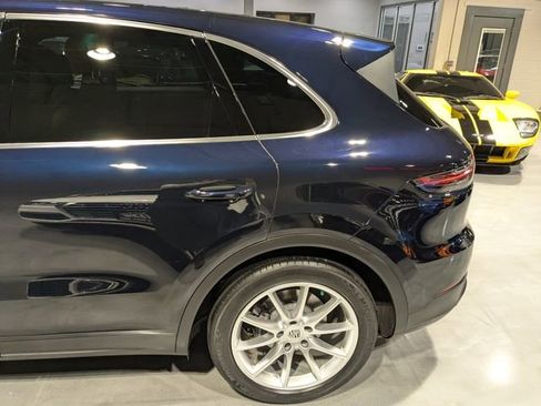 Used 2019 Porsche Cayenne image 6