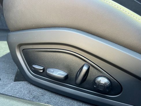 New 2025 Porsche Taycan AWD/4WD image 31