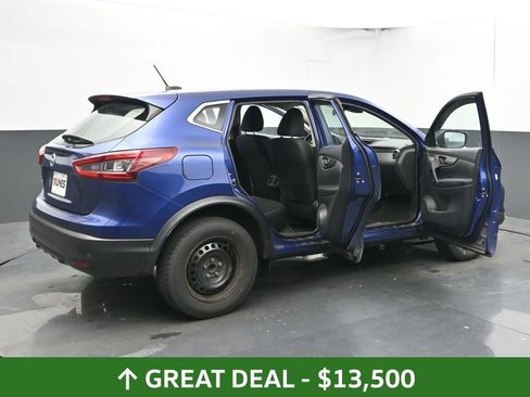 Used 2020 Nissan Rogue Sport S image 58