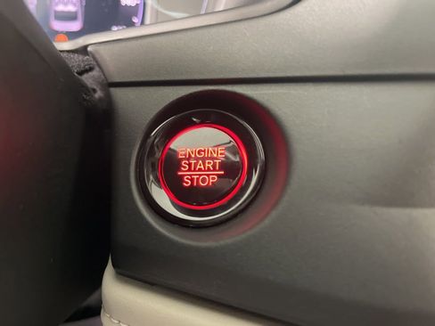 Certified 2025 Honda Accord SE image 28