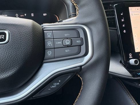 New 2026 Jeep Grand Wagoneer 4WD image 31
