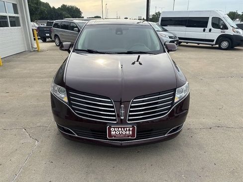 Used 2017 Lincoln MKT AWD w/ Technology Package image 26