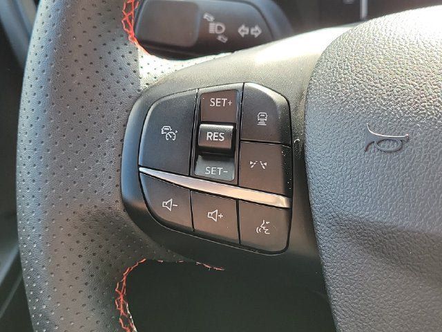 Used 2024 Ford Escape ST-Line w/ Tech Pack #1 AWD/4WD image 10