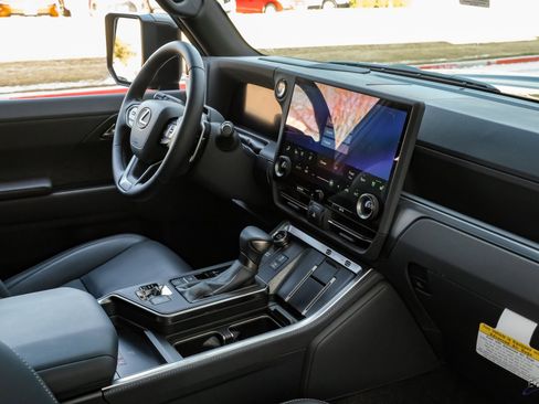 Used 2025 Lexus GX 550 550 Luxury+ HUD Traffic Jam As w/ Accessory Package (2T) image 53