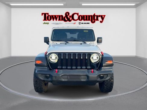 Used 2020 Jeep Wrangler Unlimited Sport image 2