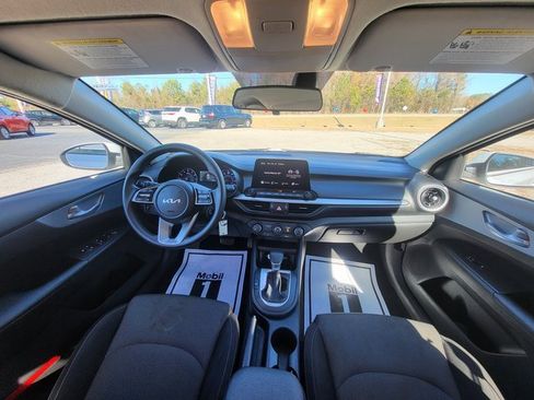 Used 2023 Kia Forte LXS image 14