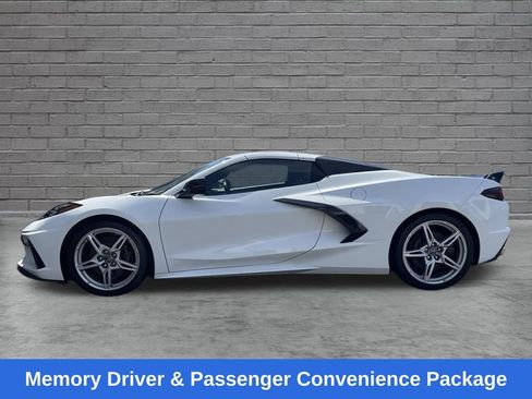 Used 2021 Chevrolet Corvette Stingray Premium Conv w/ Z51 Performance Package RWD image 5
