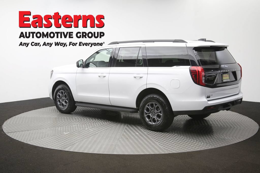 Used 2025 Ford Expedition Active AWD/4WD image 64