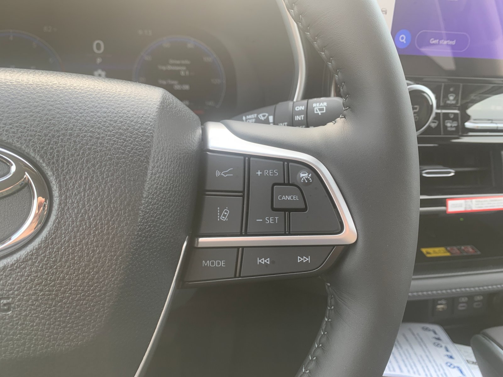 New 2026 Toyota Highlander Limited AWD/4WD image 29