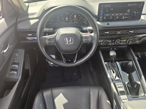 Used 2024 Honda Accord EX-L image 12