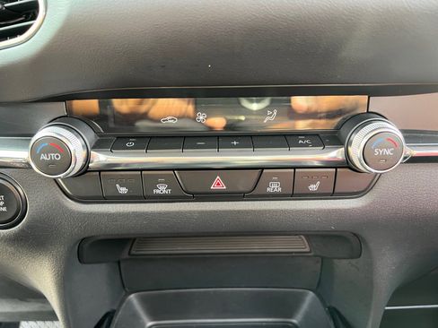 Certified 2023 MAZDA CX-30 AWD 2.5 S w/ Preferred Package image 18