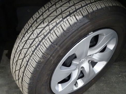 Used 2023 Toyota RAV4 LE image 36