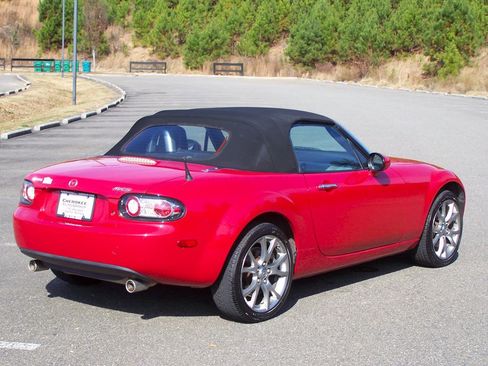 Used 2006 MAZDA MX-5 Miata 3rd Generation Limited image 4