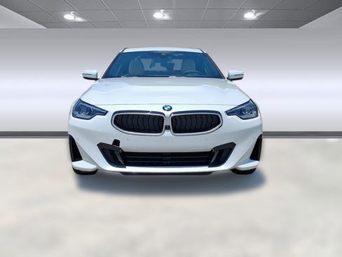 Used 2025 BMW 230i 230i w/ Convenience Package image 6