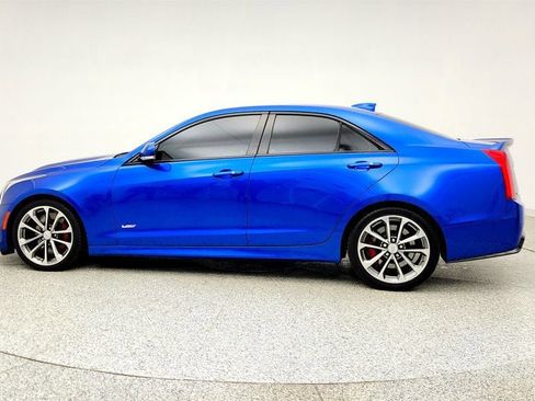 Used 2017 Cadillac ATS V w/ Luxury Package RWD image 8