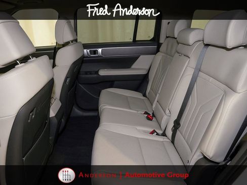 Used 2026 Hyundai Santa Fe SEL FWD image 9