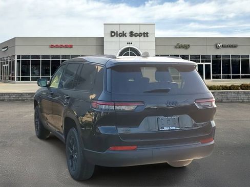New 2025 Jeep Grand Cherokee L Altitude image 3