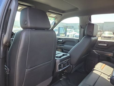 Certified 2021 GMC Sierra 2500 AT4 AWD/4WD image 18
