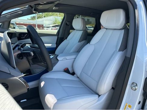 New 2026 Cadillac Optiq Luxury 1 image 23