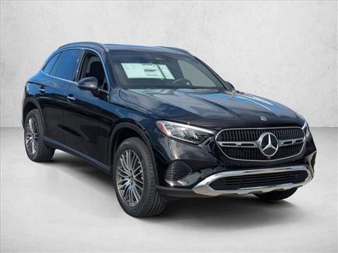 Certified 2026 Mercedes-Benz GLC 300 image 6