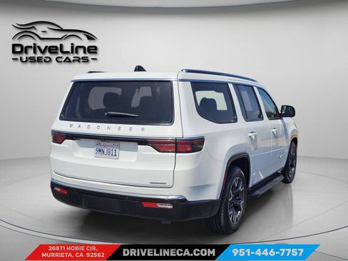 Used 2024 Jeep Wagoneer Series III AWD/4WD image 6