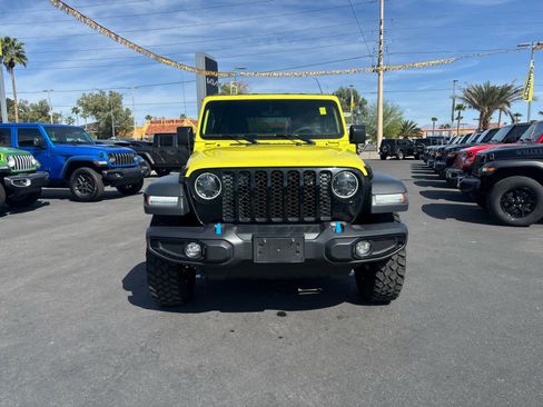 Used 2023 Jeep Wrangler Unlimited w/ 8.4" Radio Group image 2