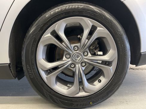 Used 2024 Honda Accord EX image 30