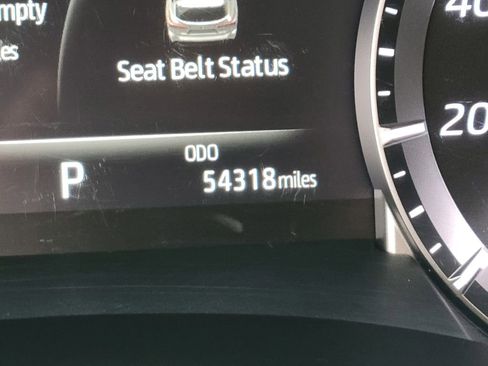 Used 2023 Toyota Highlander XLE image 37