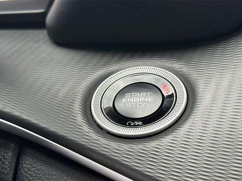 New 2025 Jeep Grand Cherokee Altitude image 22