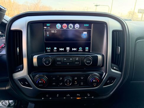 Used 2018 GMC Sierra 1500 SLE w/ SLE Value Package image 18