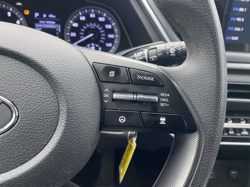 Used 2021 Hyundai Sonata SE w/ Preferred Accessory Package image 20