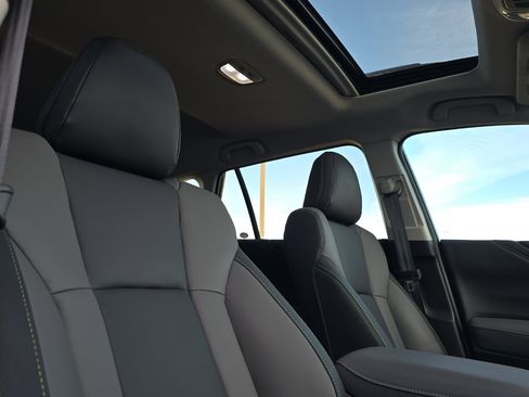 Used 2025 Subaru Outback Onyx Edition image 19