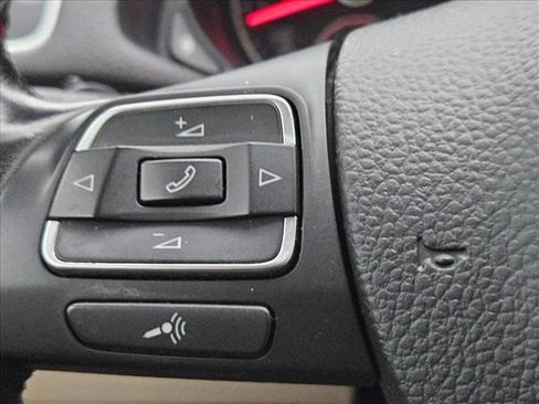 Used 2012 Volkswagen Passat 2.5 SE FWD image 14