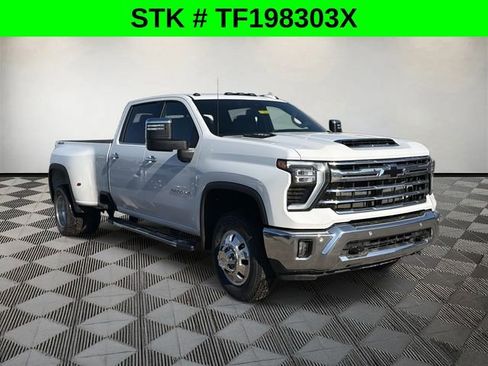 New 2026 Chevrolet Silverado 3500 LTZ w/ LTZ Plus Package AWD/4WD image 3