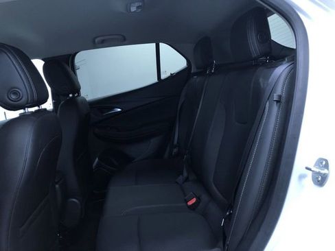 Used 2025 Buick Encore GX Preferred image 21