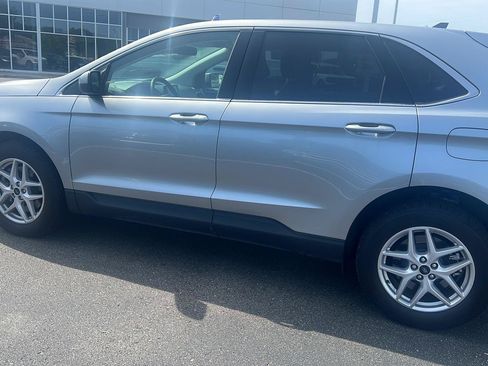 Used 2023 Ford Edge SEL w/ Convenience Package AWD/4WD image 11