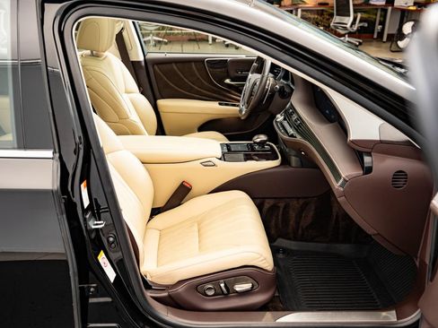 Used 2018 Lexus LS 500 AWD w/ Interior Upgrade Package image 23