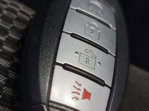 Used 2021 Nissan Rogue Sport SV FWD image 31