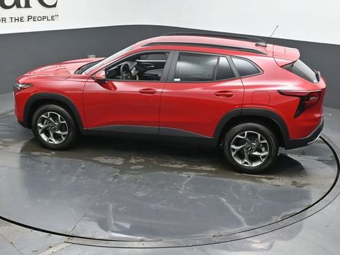 New 2026 Chevrolet Trax LT w/ Driver Confidence Package image 21