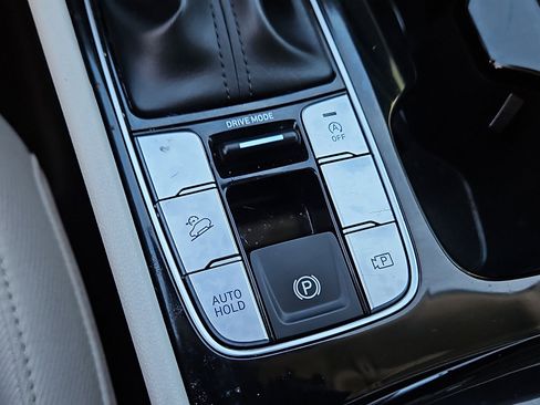 Used 2025 Hyundai Tucson SEL image 13